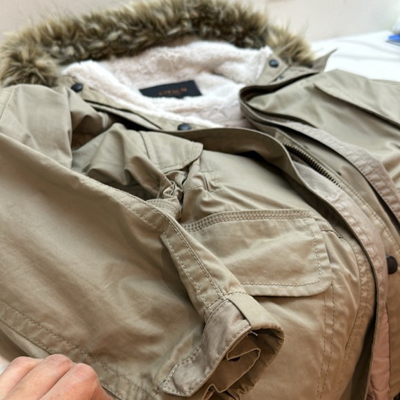 Preloved Coach Green Cotton/Nylon Parka Snap out Liner/ Faux Fur Hood Trim - Picture 3 of 17